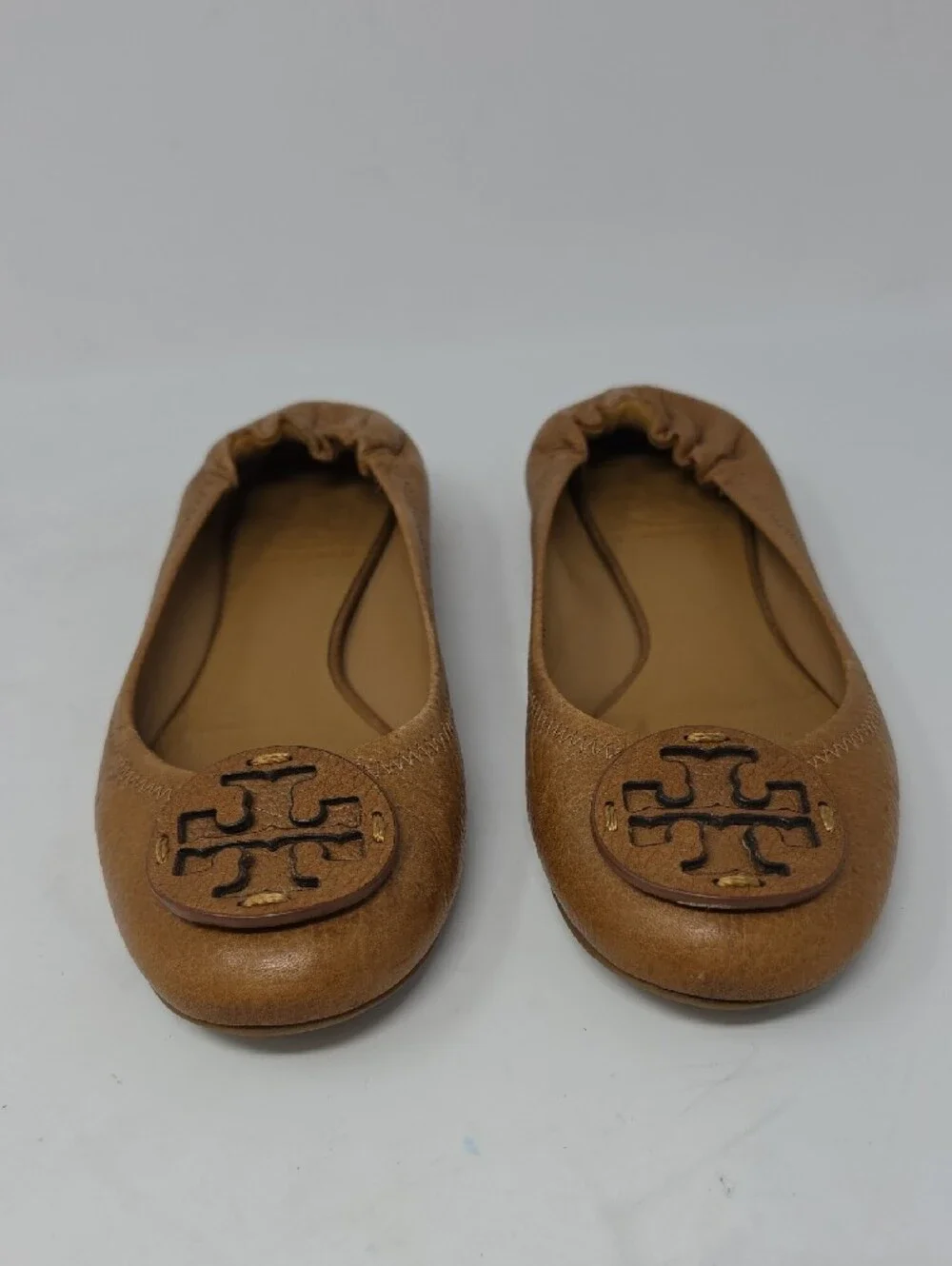 Tory Burch Reva Tan Leather Logo Ballet Flats Size 6